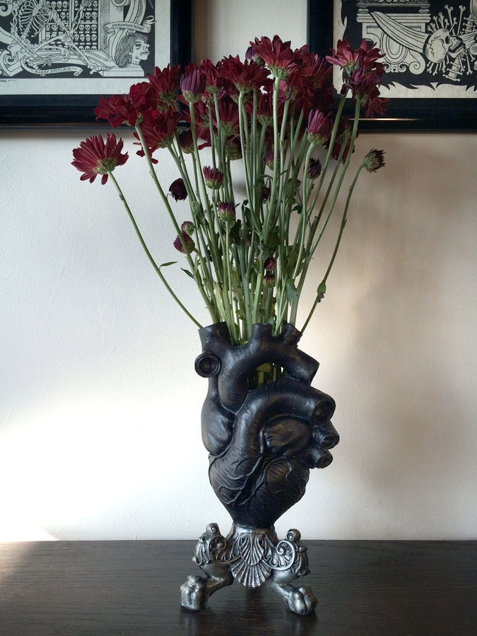 Anatomical Heart Vase, Black Finish | Unique Gothic Home Decor | Resin Sculpture Flower Vase, Medical Gift and Gothic Home Decor