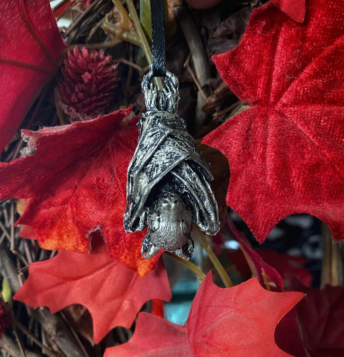 Hanging Fruit Bat Ornament, Hand Painted Resin Sculpture | Gothic Vampire Bat Figurine | Nature Bat Ornament for Halloween and Gothic Decor
