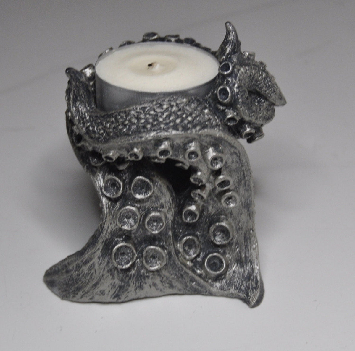 Kraken Tentacles Tea Light Holder, Hand Sculpted Resin Sculpture | Lovecraftian Tentacle Tea Light for Nautical Gift and Gothic Home Decor