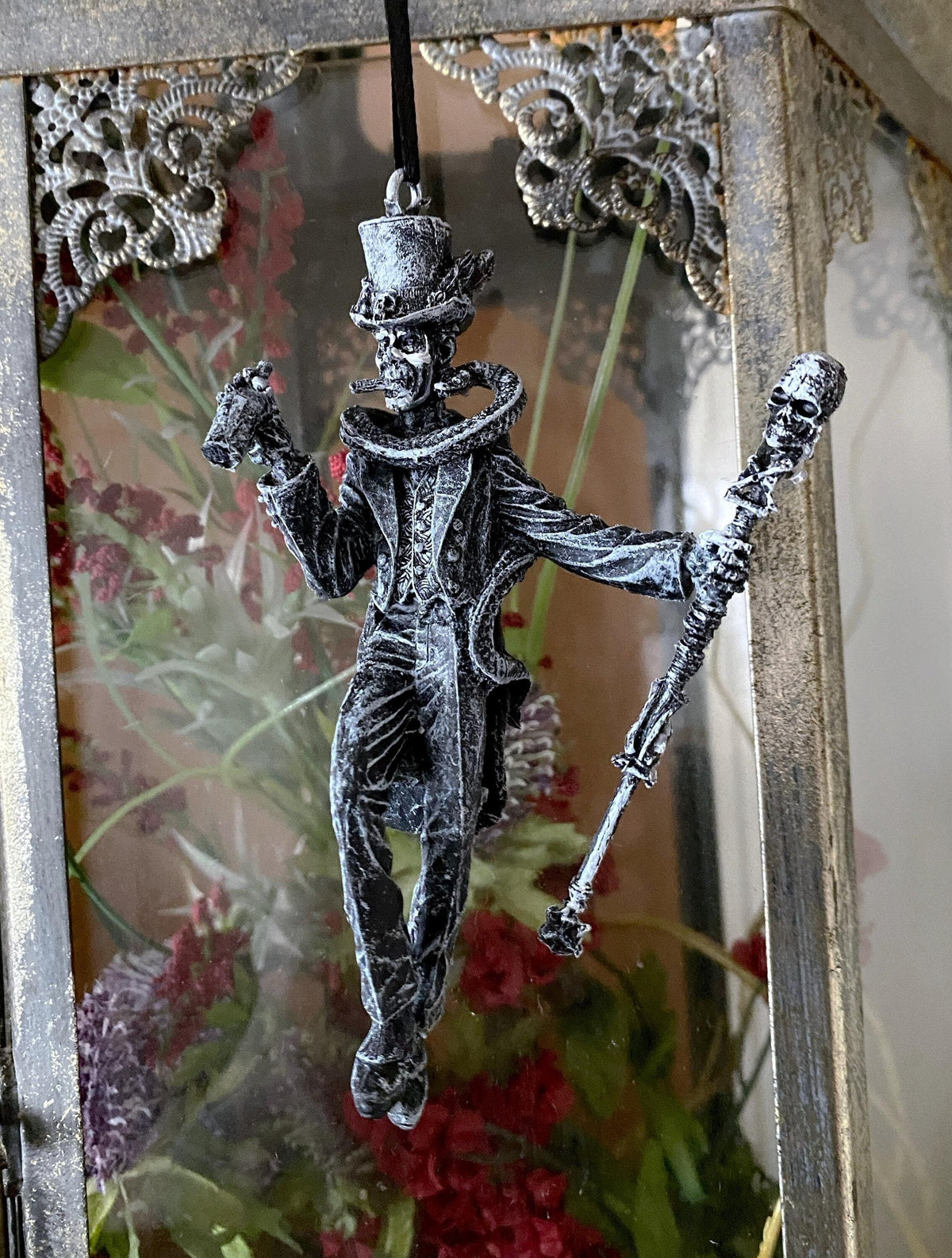 Baron Samedi, Voodoo Loa of Death Ornament, Hand Painted Resin | Legendary Voodoo Figurine | Gothic Ornament for Witchy Holiday Decor