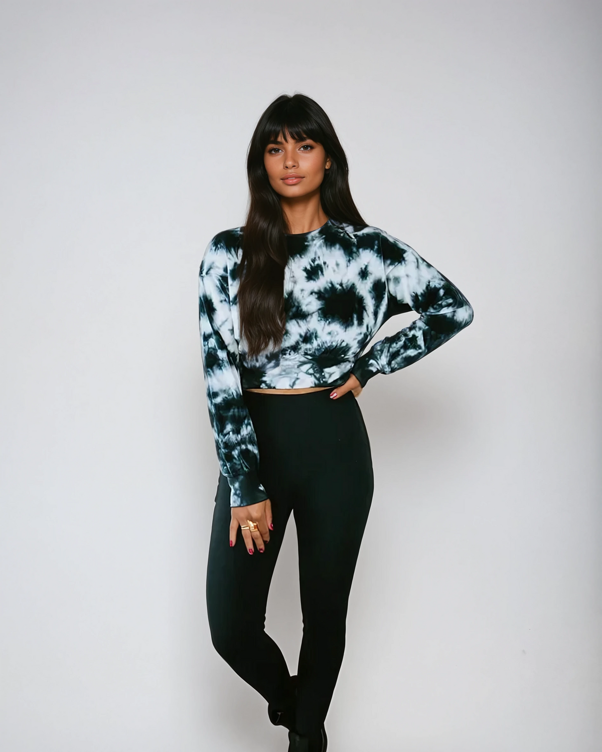 Midnight Velvet Tie-Dye Crop long sleeve Pullover