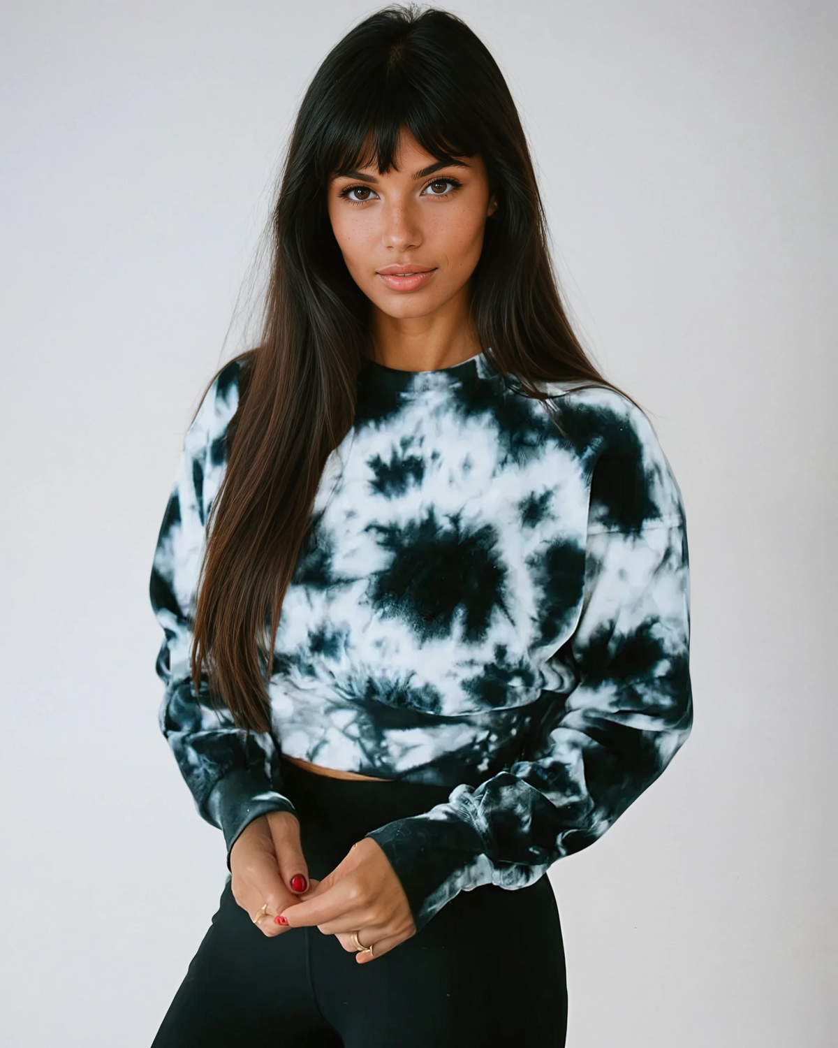 Midnight Velvet Tie-Dye Crop long sleeve Pullover