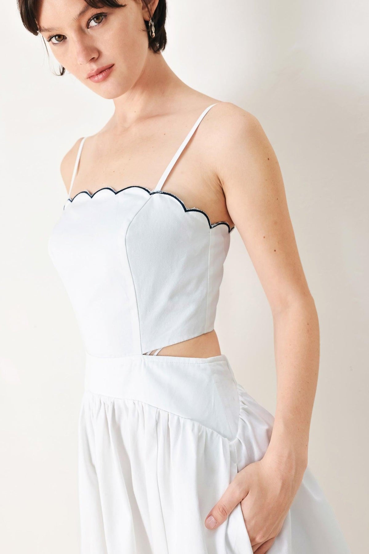 PURE ELEGANCE WOVEN MIDI DRESS