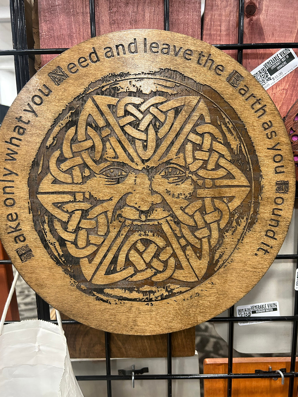 Greenman, Round