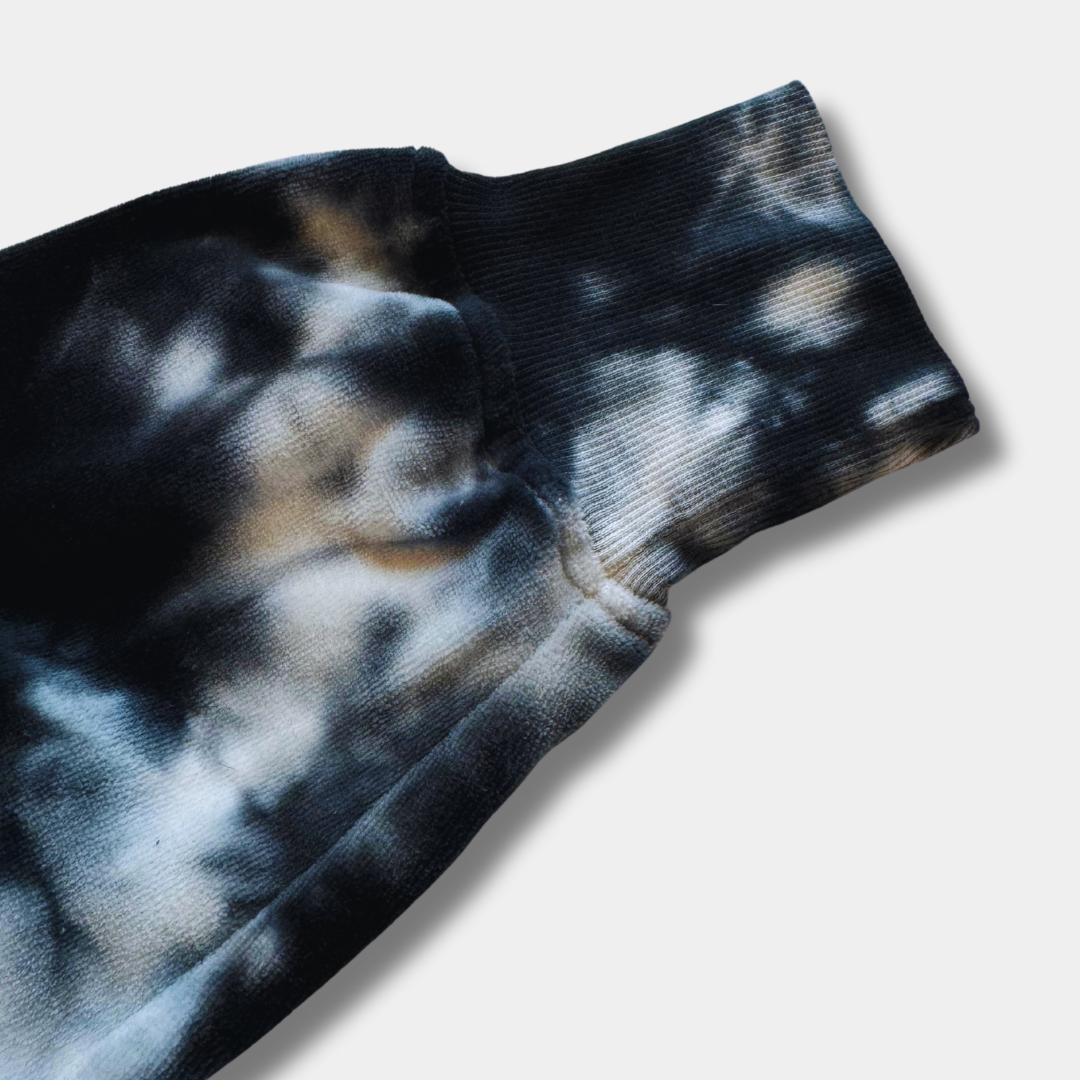 Midnight Velvet Tie-Dye Crop long sleeve Pullover
