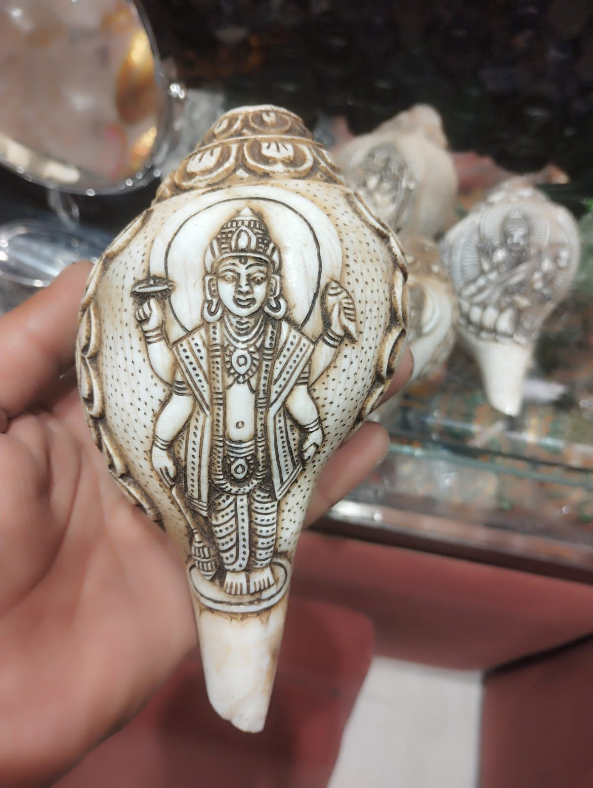 Hand Carved Conch/Shell Sankh