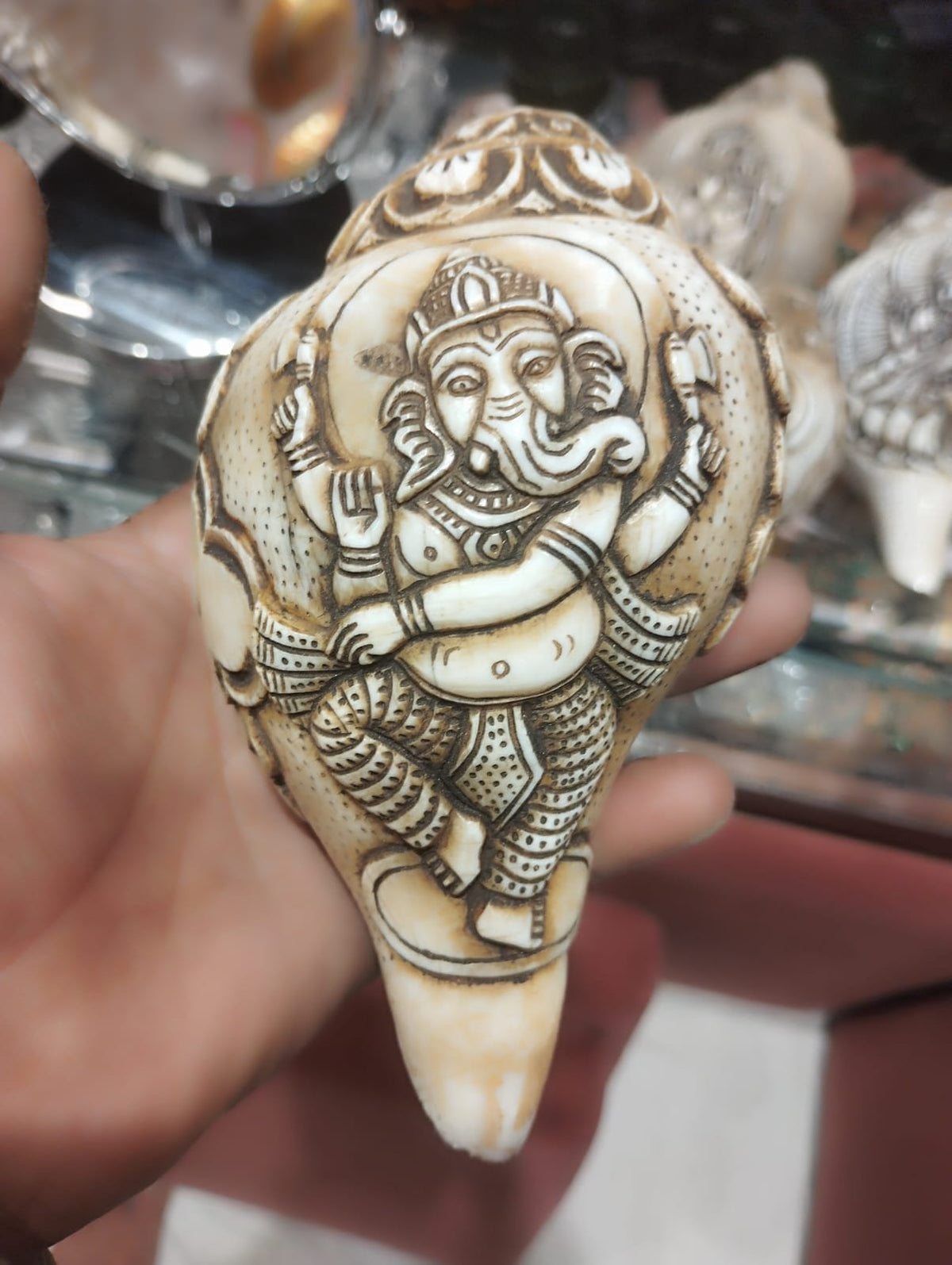 Hand Carved Conch/Shell Sankh