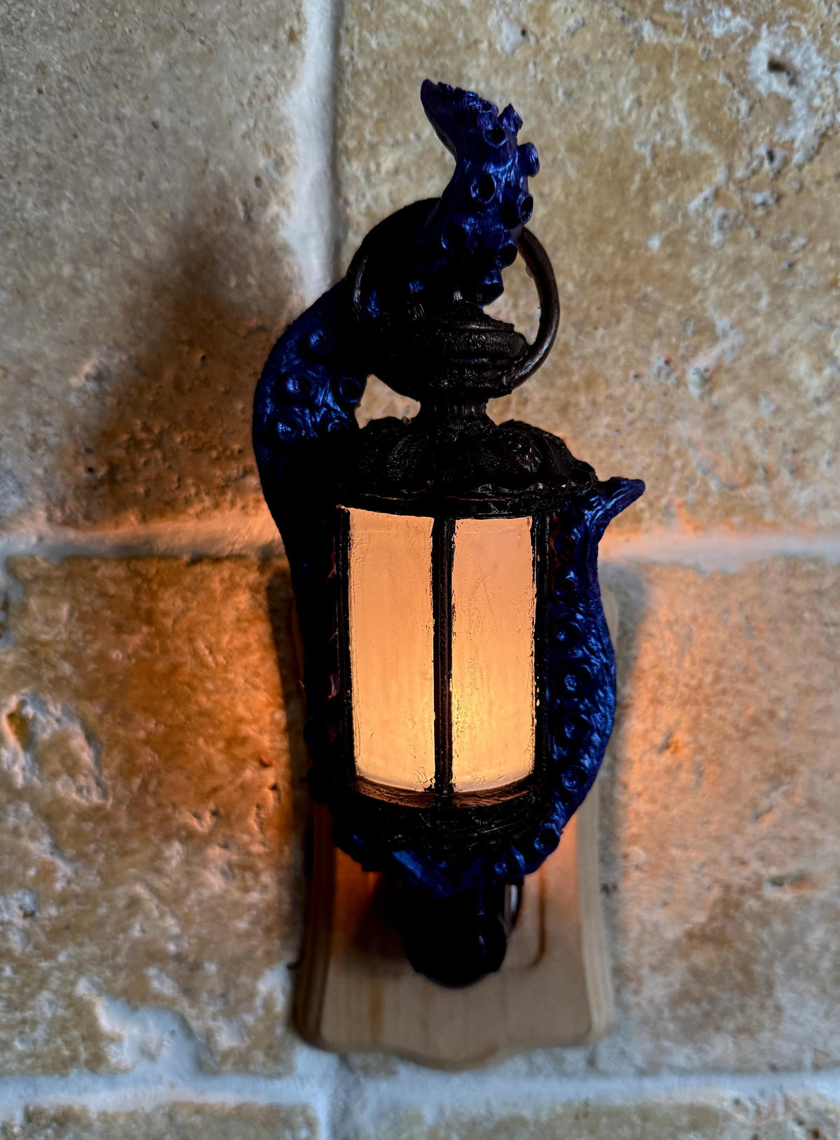 Tentacle Lantern Nightlight, Hand Painted Resin Sculpture | Nautical Gothic Night Light | Octopus Kraken Lighting for Fantasy Home Decor